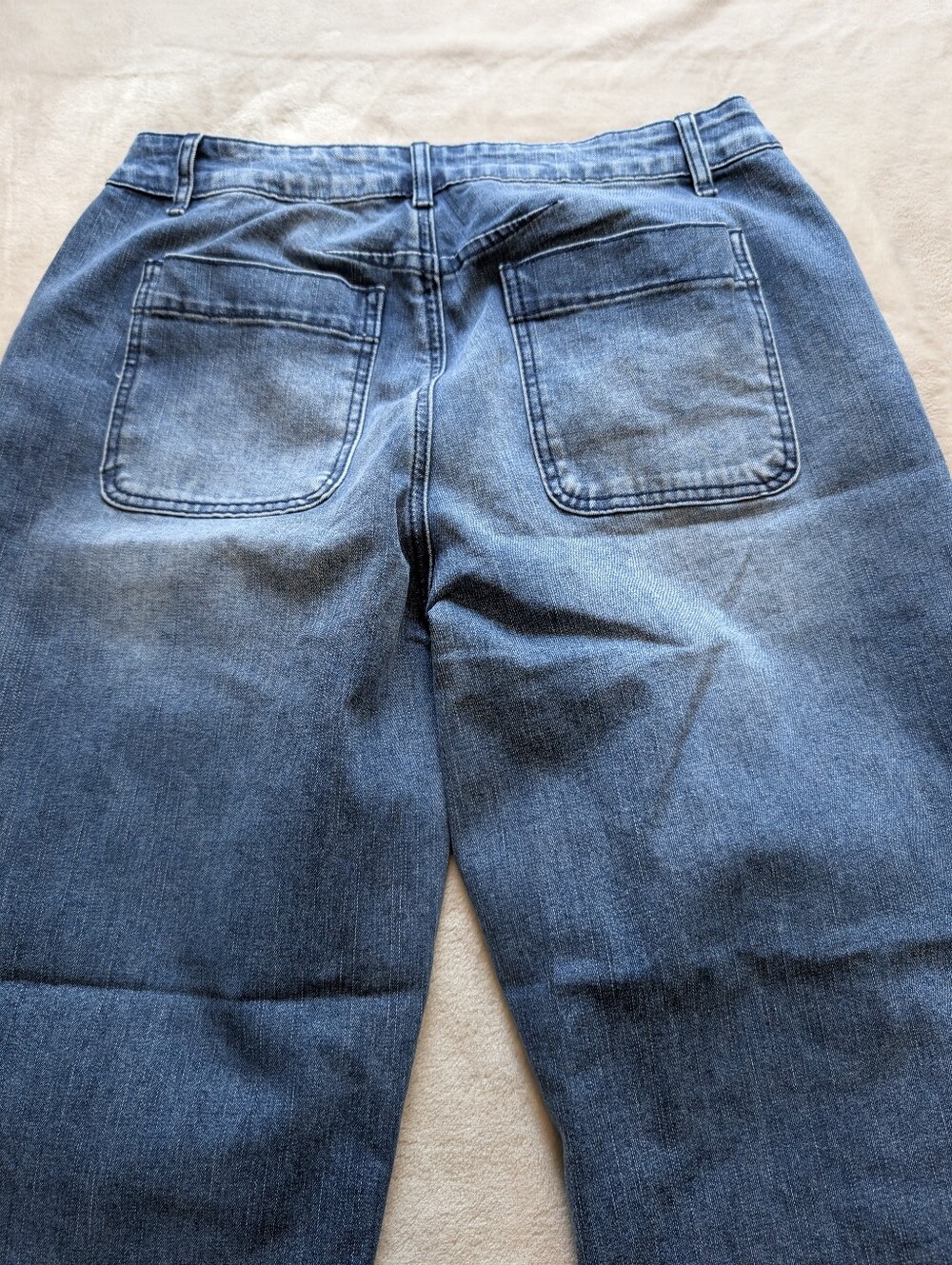Flamingals Mid Rise Barrel Leg Cropped Jeans NWT Large - Picture 6 of 8